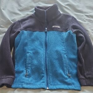 Columbia Two-Tone Blue and Black Fleece Jacket